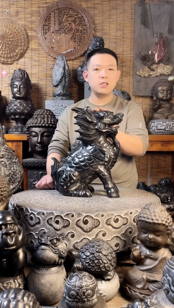 【闪购商品】35火麒麟天然青石雕刻