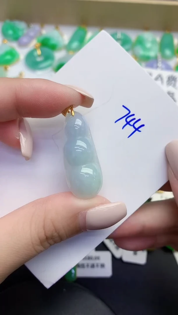 颈饰未镶嵌翡翠天然翡翠缅甸A货