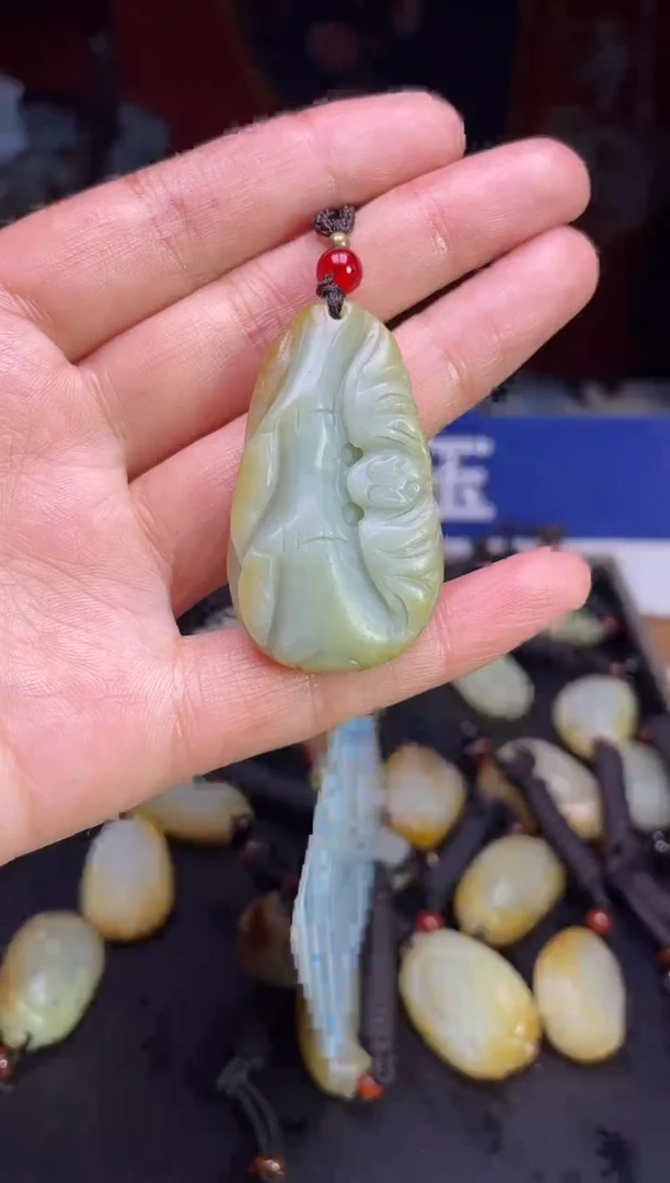 颈饰未镶嵌和田玉123