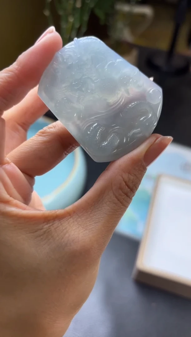 未镶嵌挂件翡翠发一件R703155