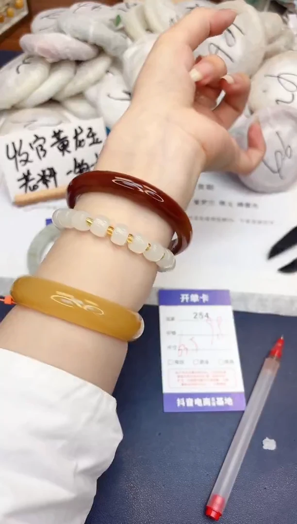 石英质玉手镯未镶嵌254-玛瑙-圈口63