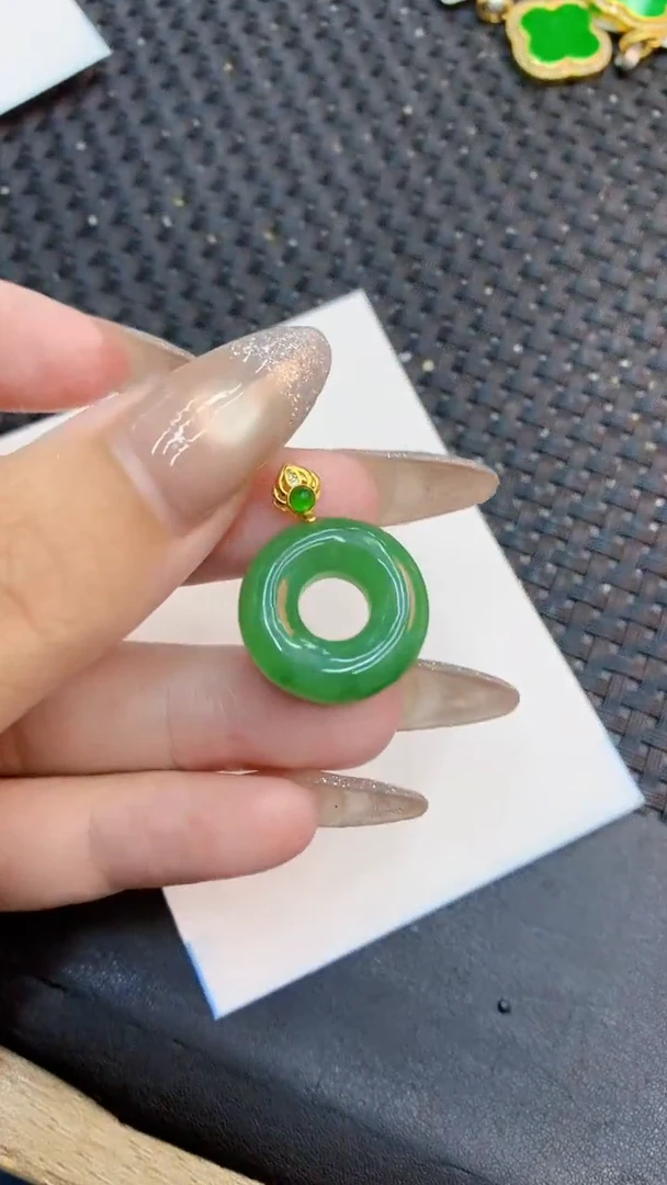 颈饰未镶嵌翡翠11