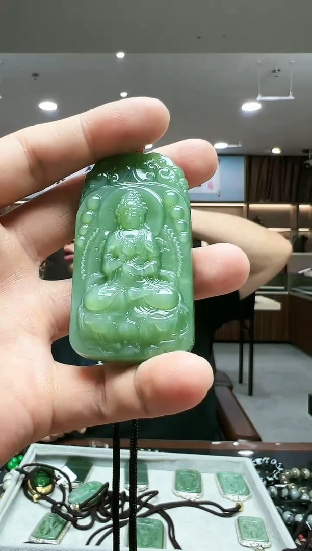 未镶嵌和田玉（碧玉）挂件精品观音