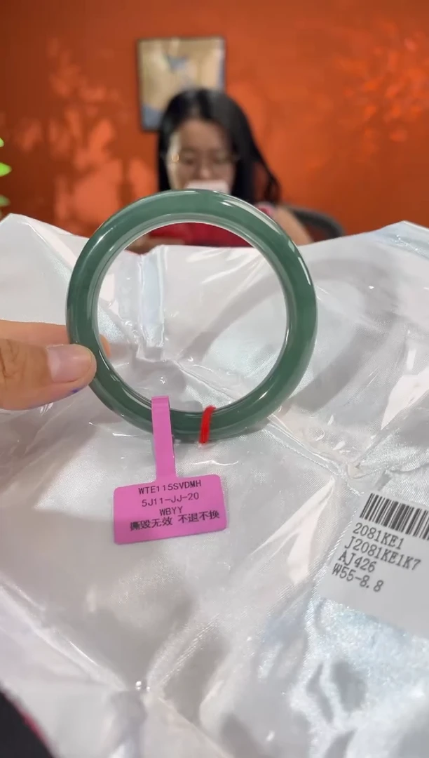 未镶嵌手镯翡翠翡翠手镯