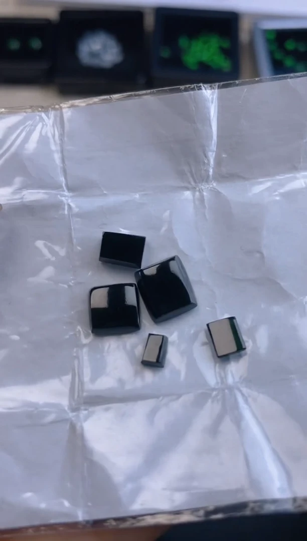 定制翡翠未镶嵌天然翡翠蛋面58