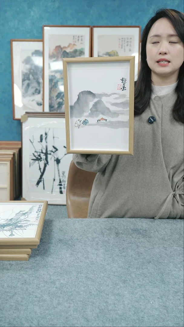 【闪购商品】国画10寸本土老师木质摆台