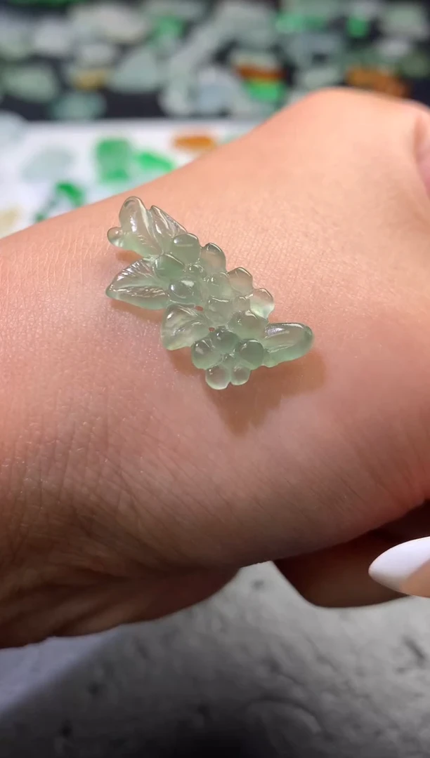 未镶嵌定制翡翠毛货 25-11.4-3.8