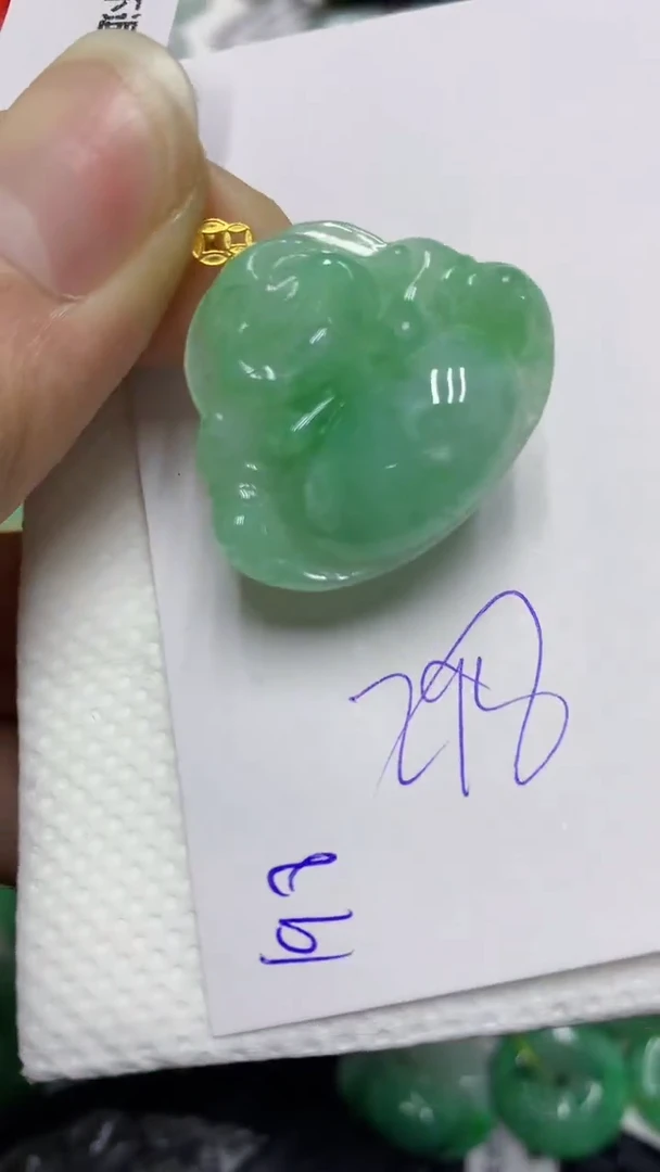 颈饰18K金镶嵌翡翠缅甸A货翡翠