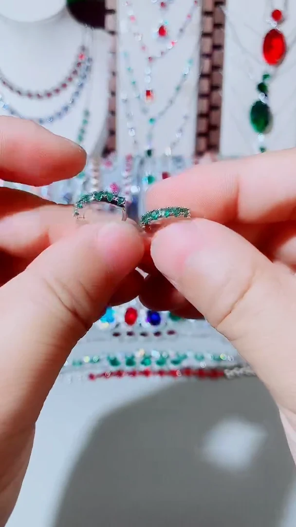 未镶嵌耳饰祖母绿祖母绿圆环耳扣