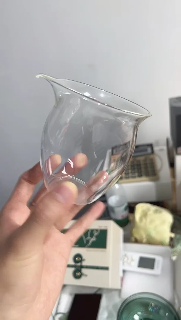 禾器有礼无耳公杯