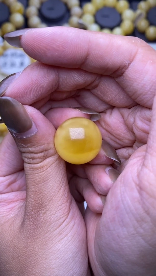 裸石琥珀未镶嵌大小姐珠宝125