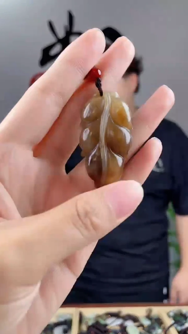 和田玉未镶嵌颈饰拍一发一，多样性发货