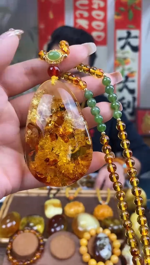 【闪购商品】琥珀裸石未镶嵌基地发货 一物一证 顺丰包邮