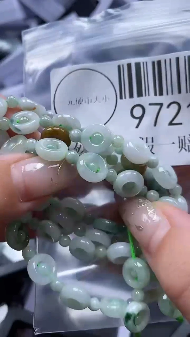 吊坠(不含链)未镶嵌翡翠9721