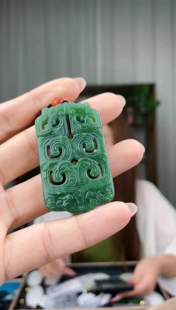 和田玉未镶嵌挂件拍一发一，多样性发货！