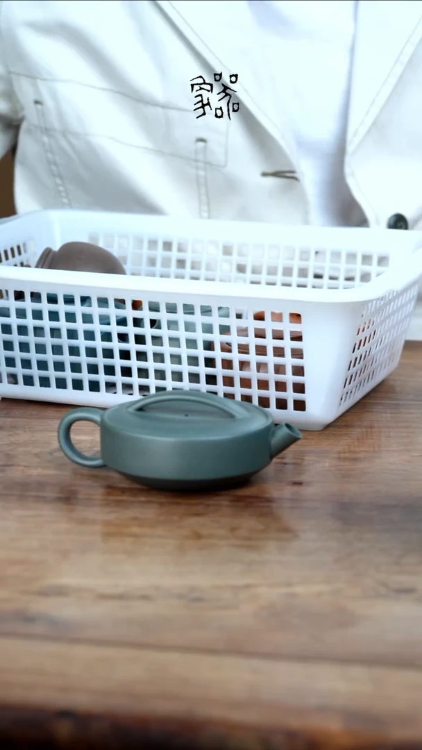 【闪购商品】紫砂茶壶微一粒砂墨绿兔