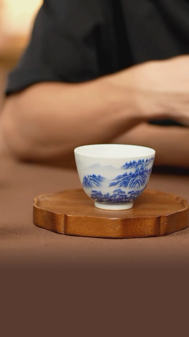 景德镇泰山直口杯