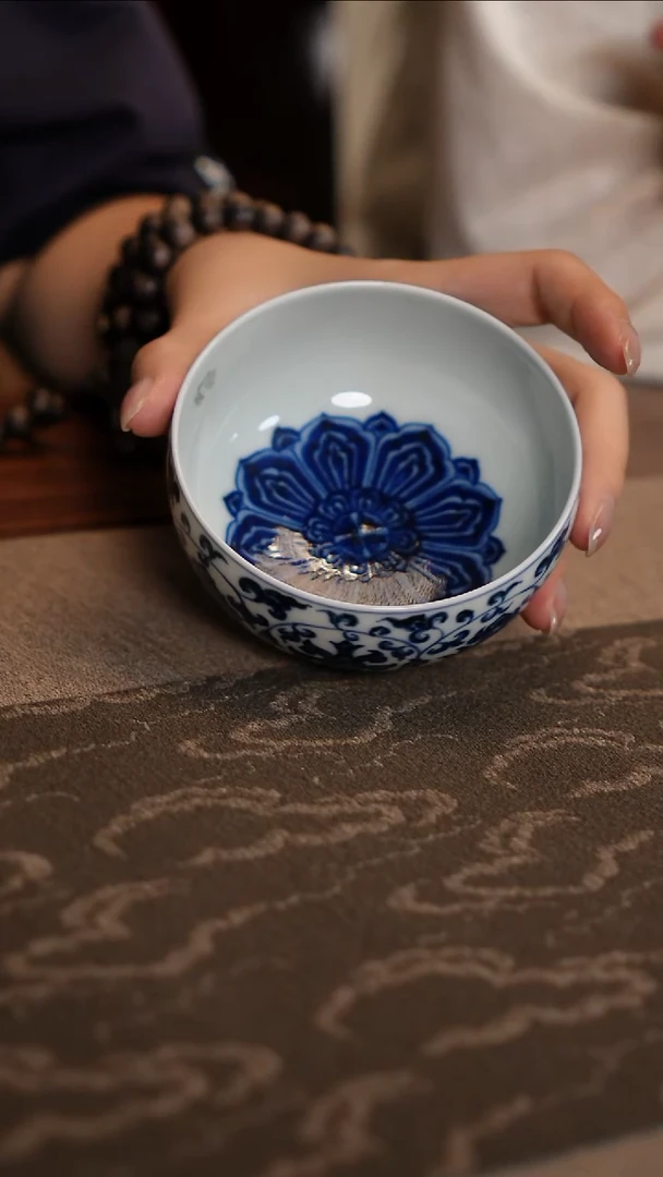 【青遇之境】缠枝宝相花卉杯