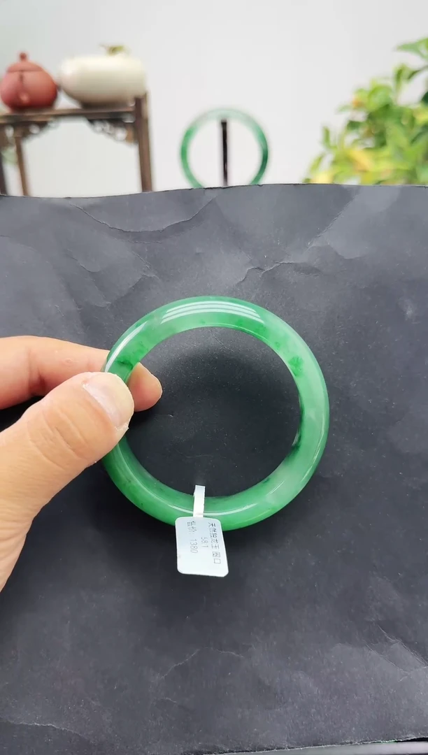 石英质玉手镯未镶嵌58