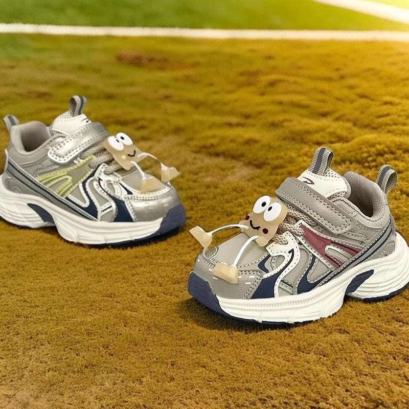 德尔惠37158新款皮面卡通宝宝机能鞋