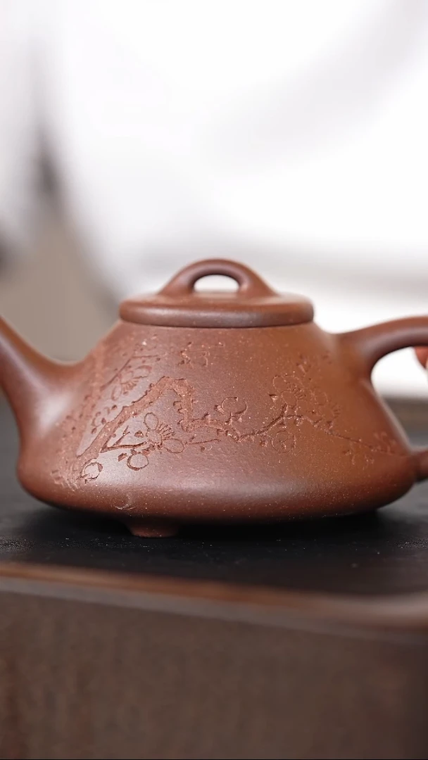 茶壶紫砂底槽青子冶梅花