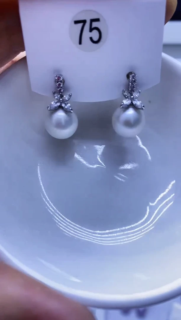 银S925镶嵌耳饰淡水珍珠75