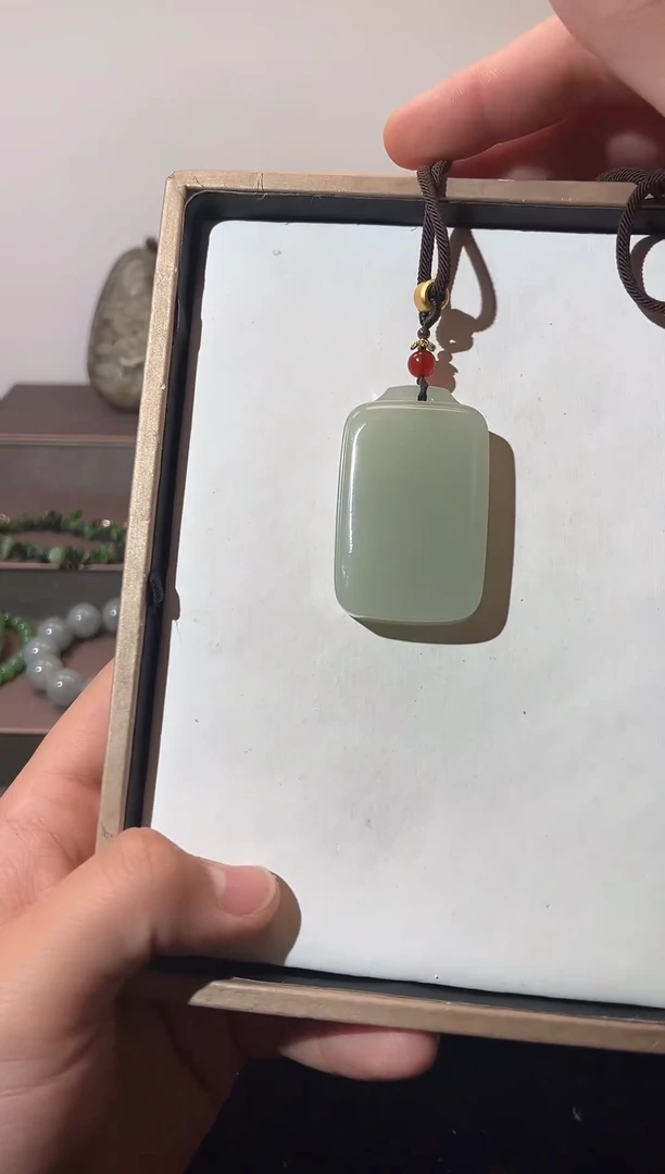 未镶嵌和田玉挂件无事牌