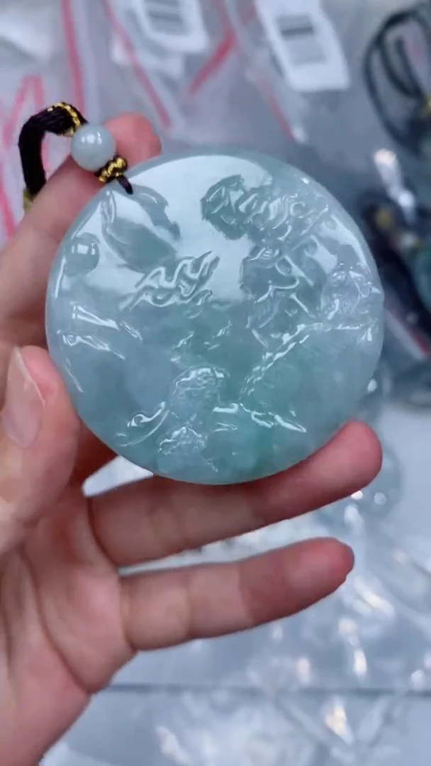 颈饰未镶嵌翡翠吊坠