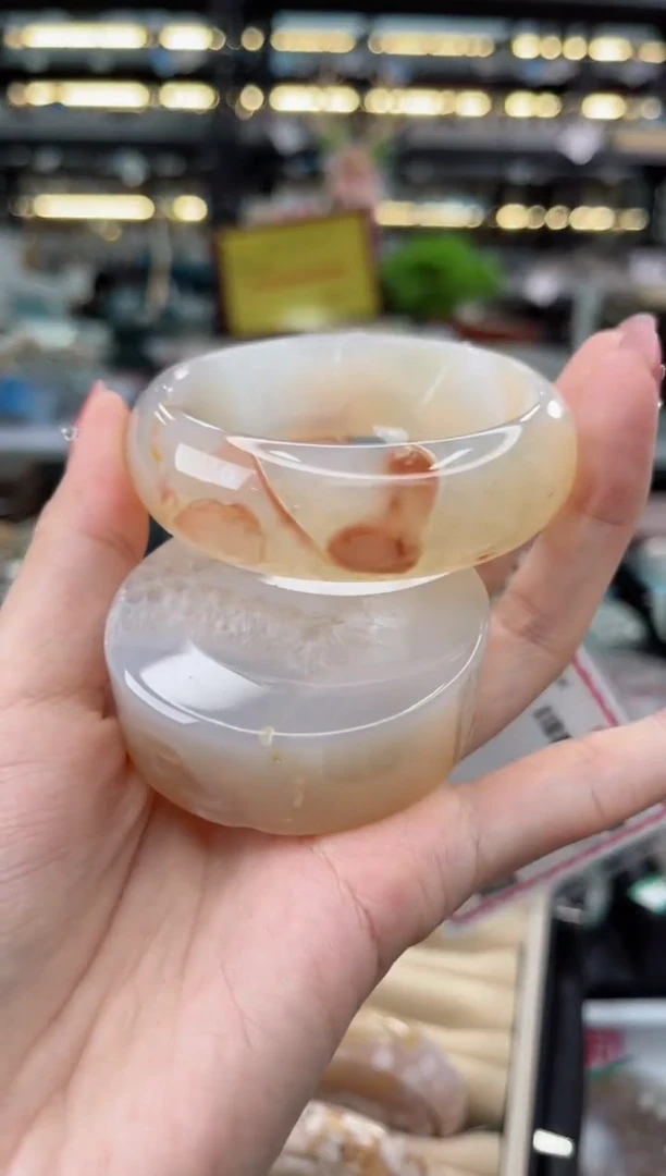 【闪购商品】石英质玉手镯未镶嵌55圈口（赠品镯心）3650090