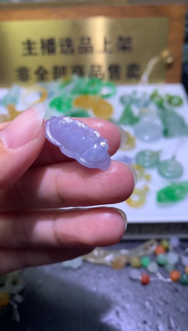未镶嵌定制翡翠毛货