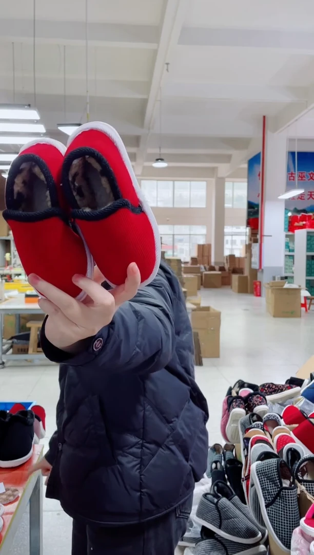 儿童红色棉鞋17码