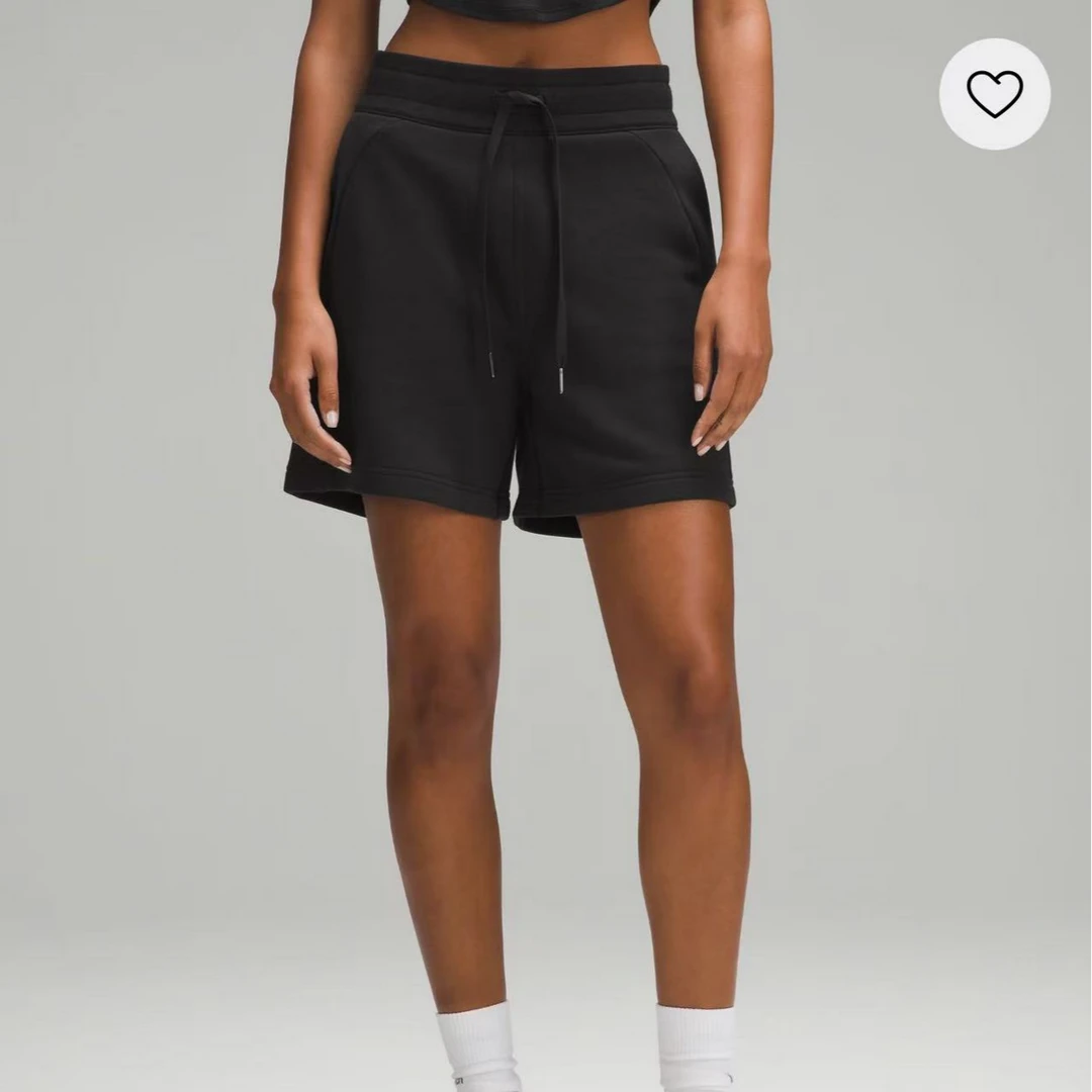 lululemon scuba HR short 5 女士高腰加绒短裤5寸