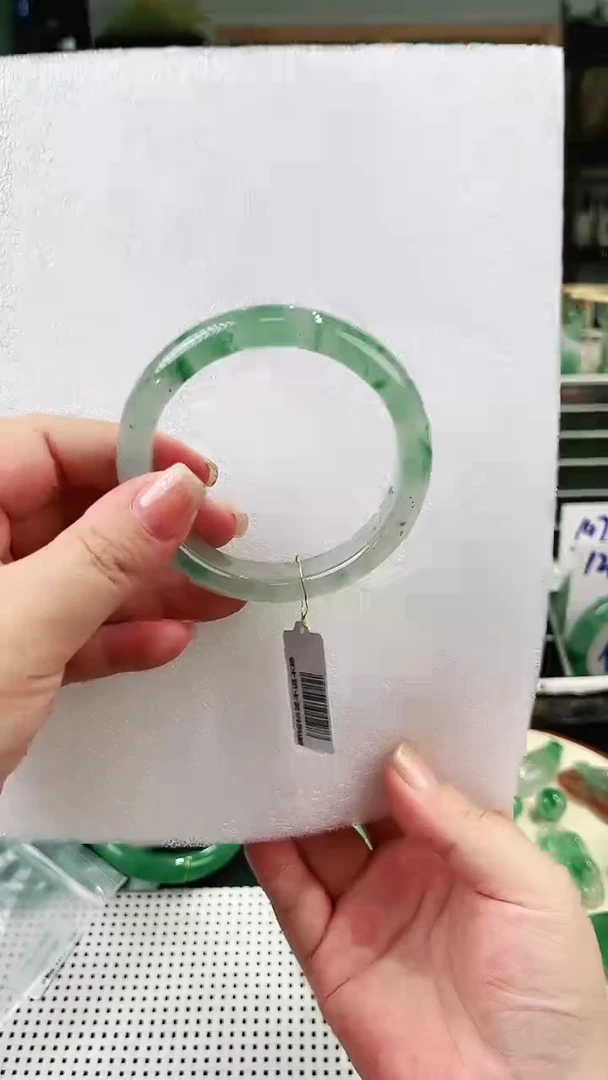 未镶嵌非洲翠石英质玉漫*非洲翠