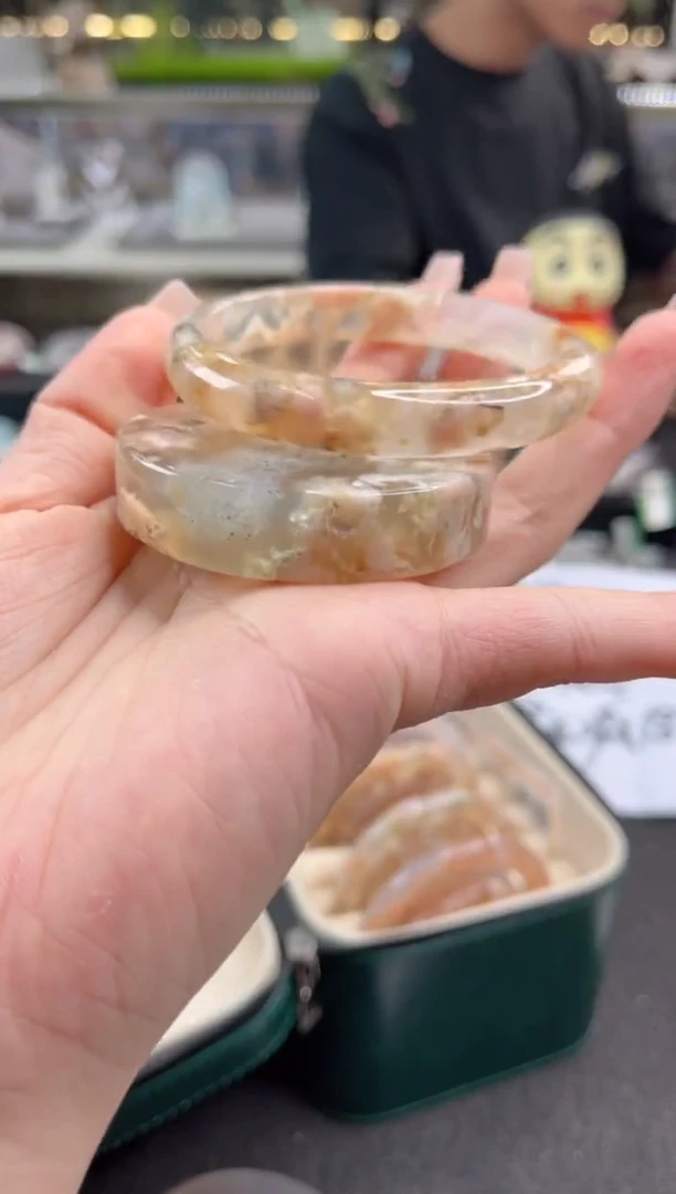 未镶嵌手镯石英质玉57圈口（赠品镯心）64327502