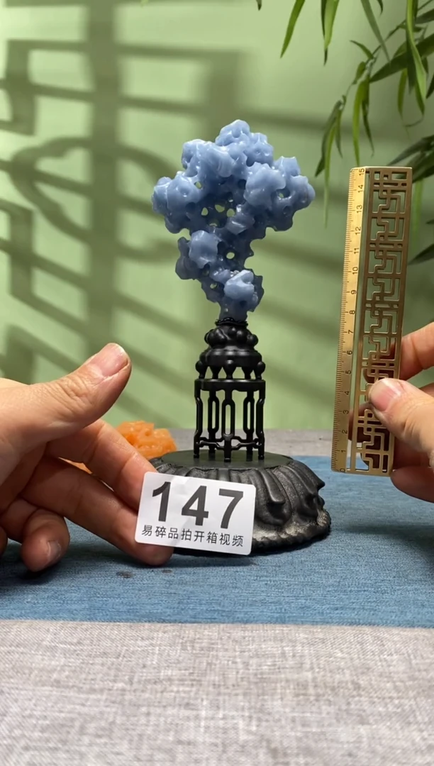 【闪购商品】树脂制品底座  石头是西峡蓝147号