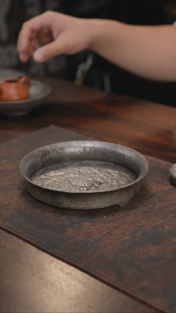 纯锡全手加厚三足圆壶承
