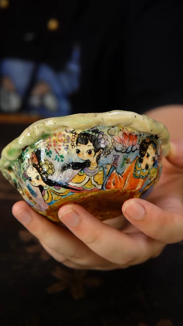 旁舍园园  手捏雕刻花神浅口普洱杯