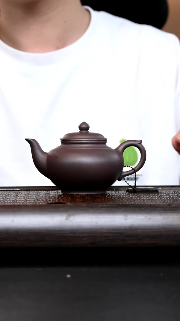 茶杯紫砂AA16772 陈小平笑樱 底槽清240cc内推
