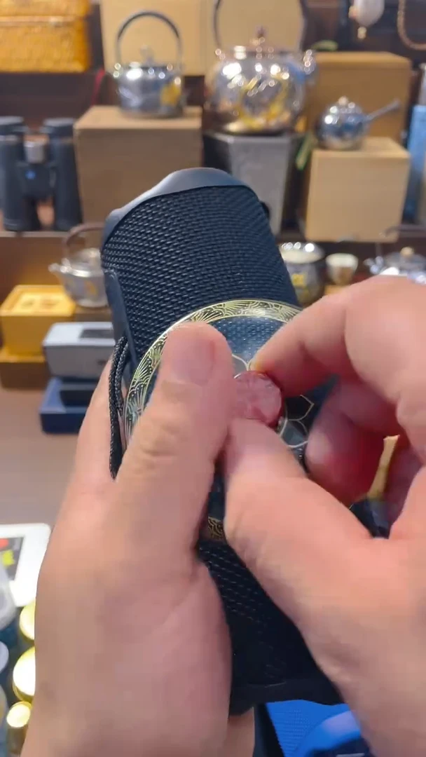 瓷片闪购商品 如图所示