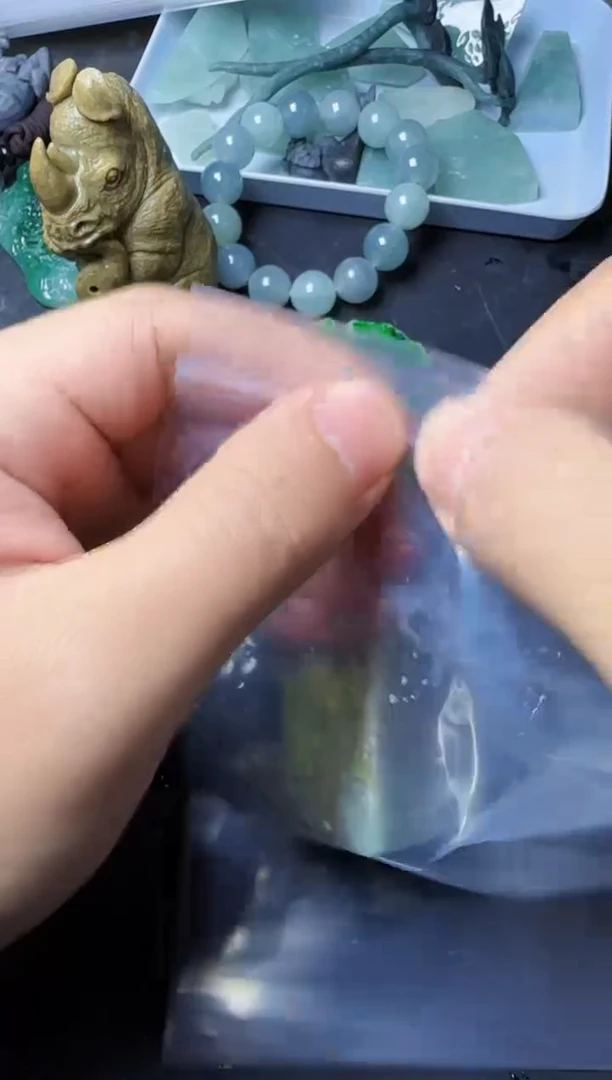 【闪购商品】翡翠挂件未镶嵌001翡翠