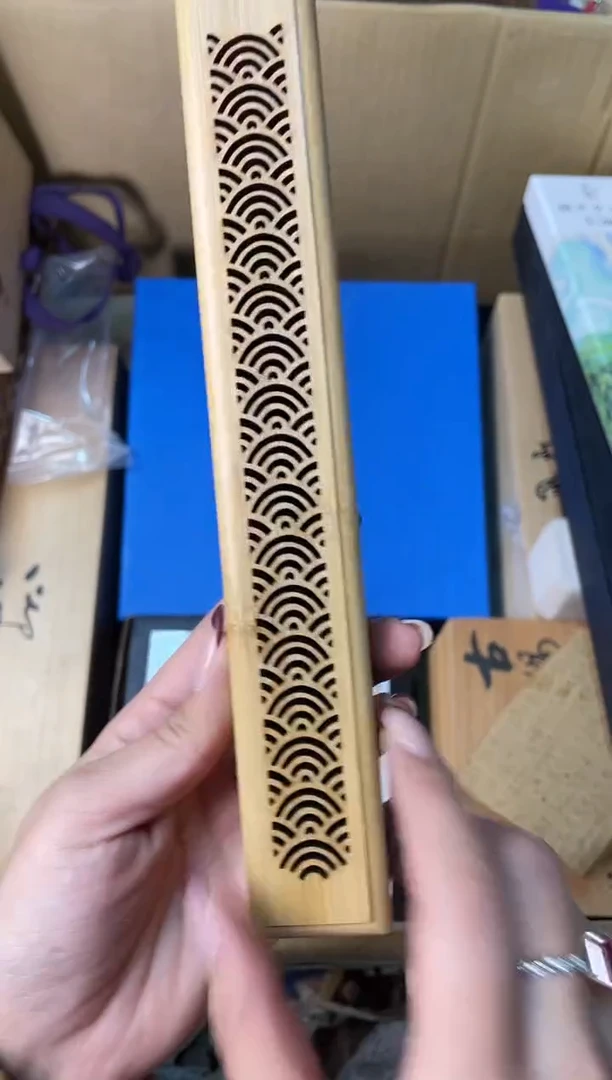 瓷片l****m+++0000000000