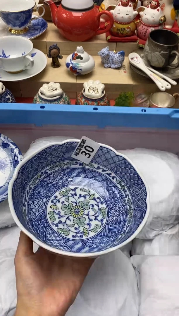 瓷片上***?隆莲瓷器欢迎大家