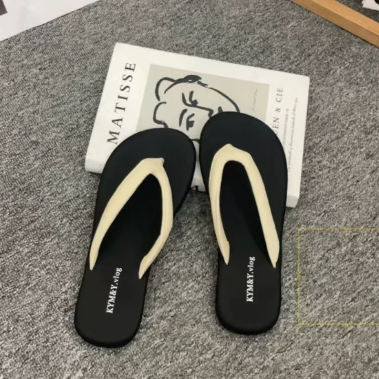 8012-1韩版夹趾百搭凉拖鞋