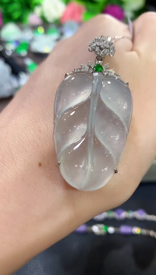吊坠(不含链)18K金镶嵌翡翠c54