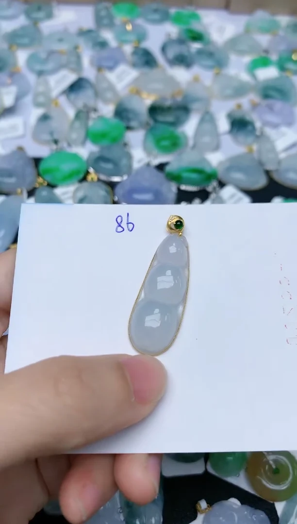 【闪购商品】翡翠颈饰18K金镶嵌天然翡翠A货
