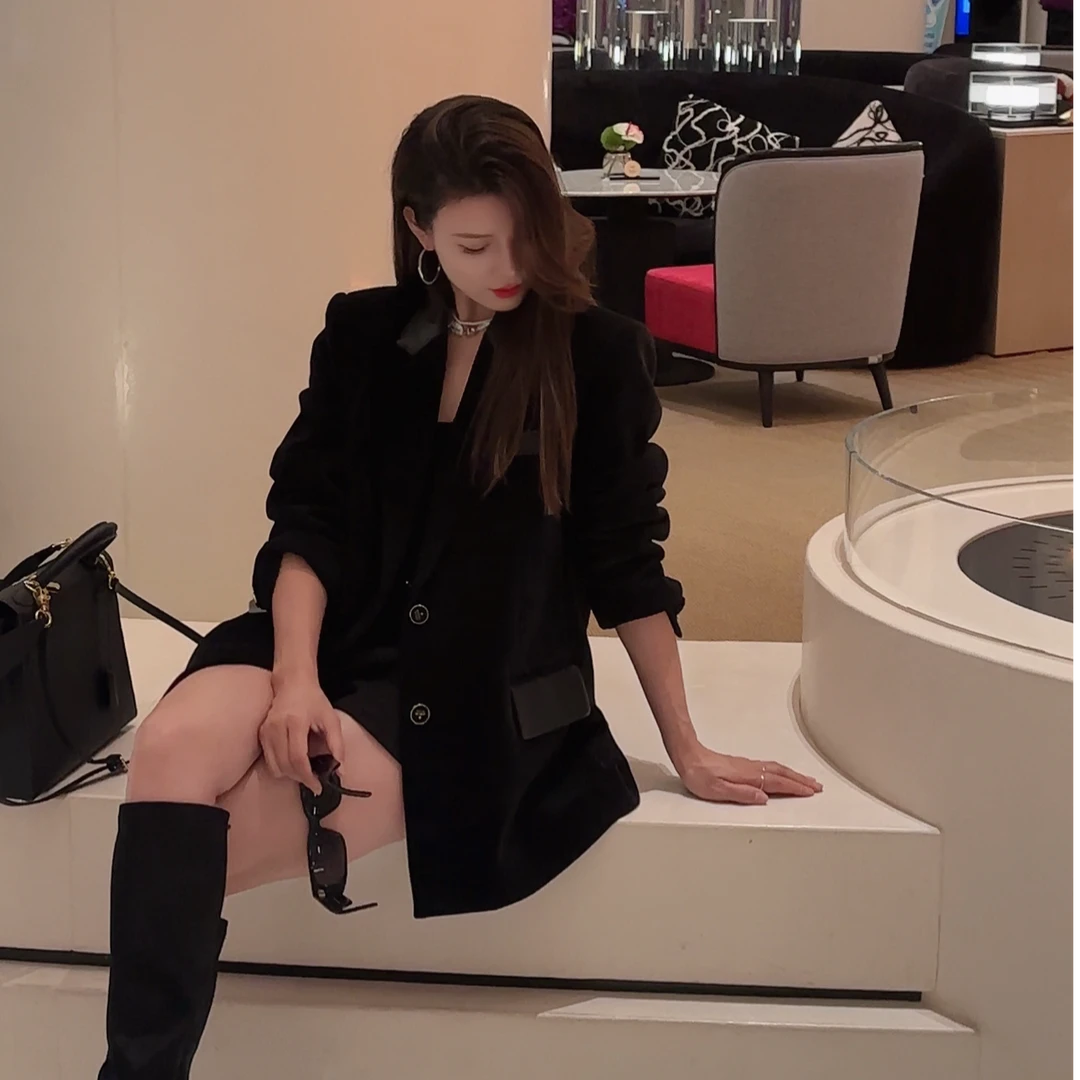 2025冬款加绒加厚【新国标90白鸭绒】山海绒拼皮设计师时尚休闲西服