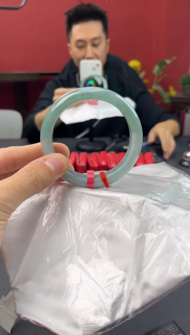 未镶嵌手镯翡翠257