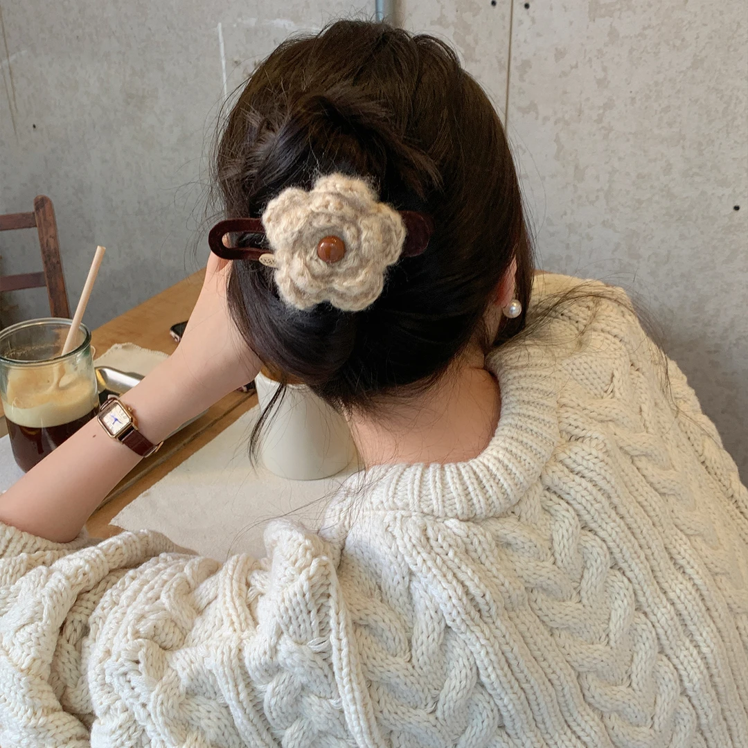 秋冬花朵鸭嘴夹发夹女2025新款高级感懒人后脑勺一字夹头饰发饰