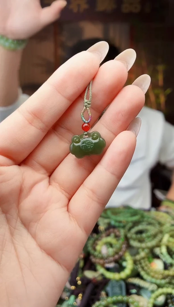 颈饰未镶嵌和田玉多样性发货拍一发一