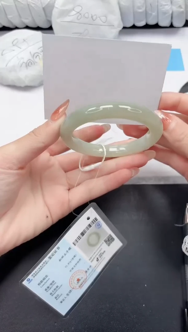 未镶嵌手镯和田玉111-59.5QS1